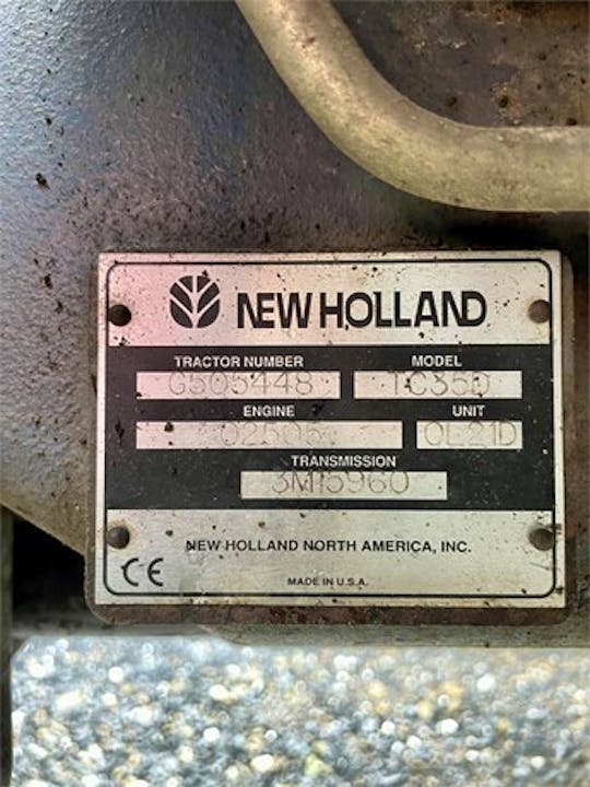2001-New-Holland-TC35D 7