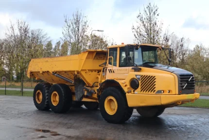 Volvo A25D – Camion à benne articulée diesel